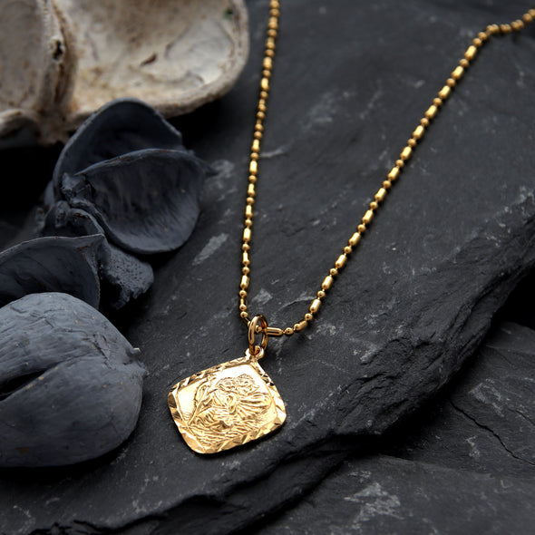 Gold plated Sterling Silver St Christopher pendant necklace with adjustable chain and jewellery gift box