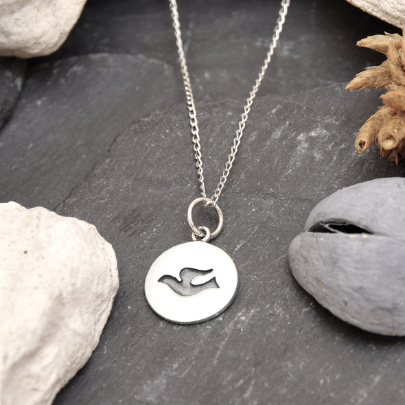 Sterling Silver Dove Pendant Necklace with 18" Silver Chain & Jewellery Gift Box