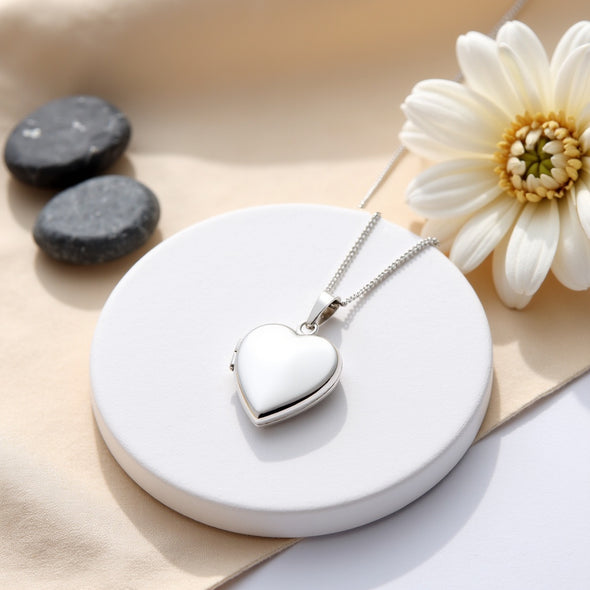 Sterling Silver Locket Necklace for Women - Girls 2 Photo Locket - 20mm x 20mm Heart Locket with 18" Silver Chain & Jewellery Gift Box