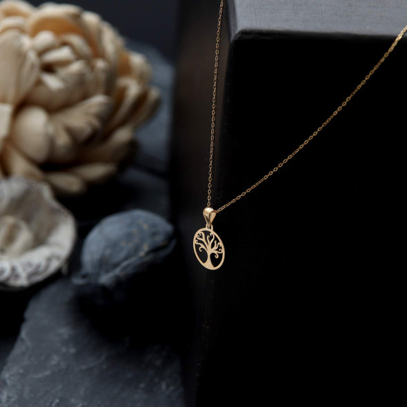 Extra Small 9ct Gold Tree of Life Pendant Necklace with 16" Chain and Jewellery Gift Box. Great gift for a woman on Christmas or as a Birthday Present
