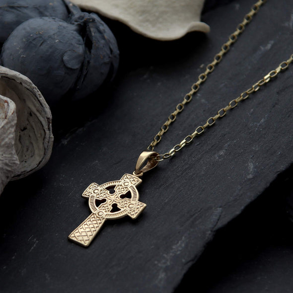 9ct Gold Celtic Cross Necklace with 18" Chain & Jewellery Presentation Box