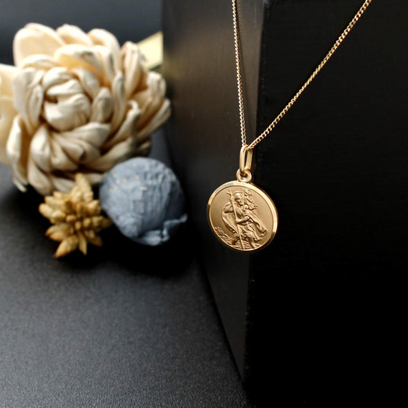 9ct Gold St Christopher Pendant Necklace with 18" Chain - Includes Jewellery Presentation Box