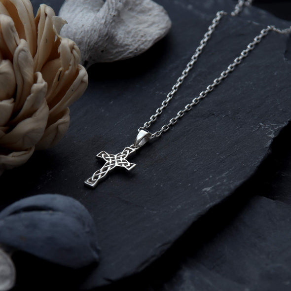 Sterling Silver Celtic Cross Pendant with 18" Silver Chain and Jewellery Gift Box